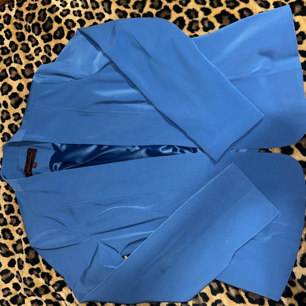 Elegant Blue Blazer